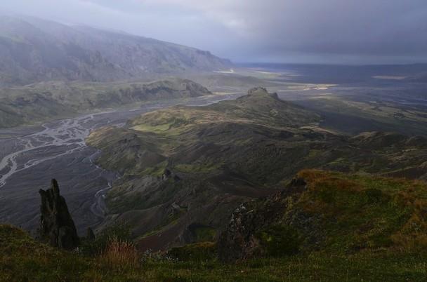 Iceland - hiking trail - Fimmvördurhals